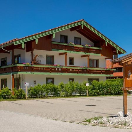 Aparthotel Chiemgaufuchs - Chiemgaukarte Neu Ab Mai 2025! Inzell Zewnętrze zdjęcie